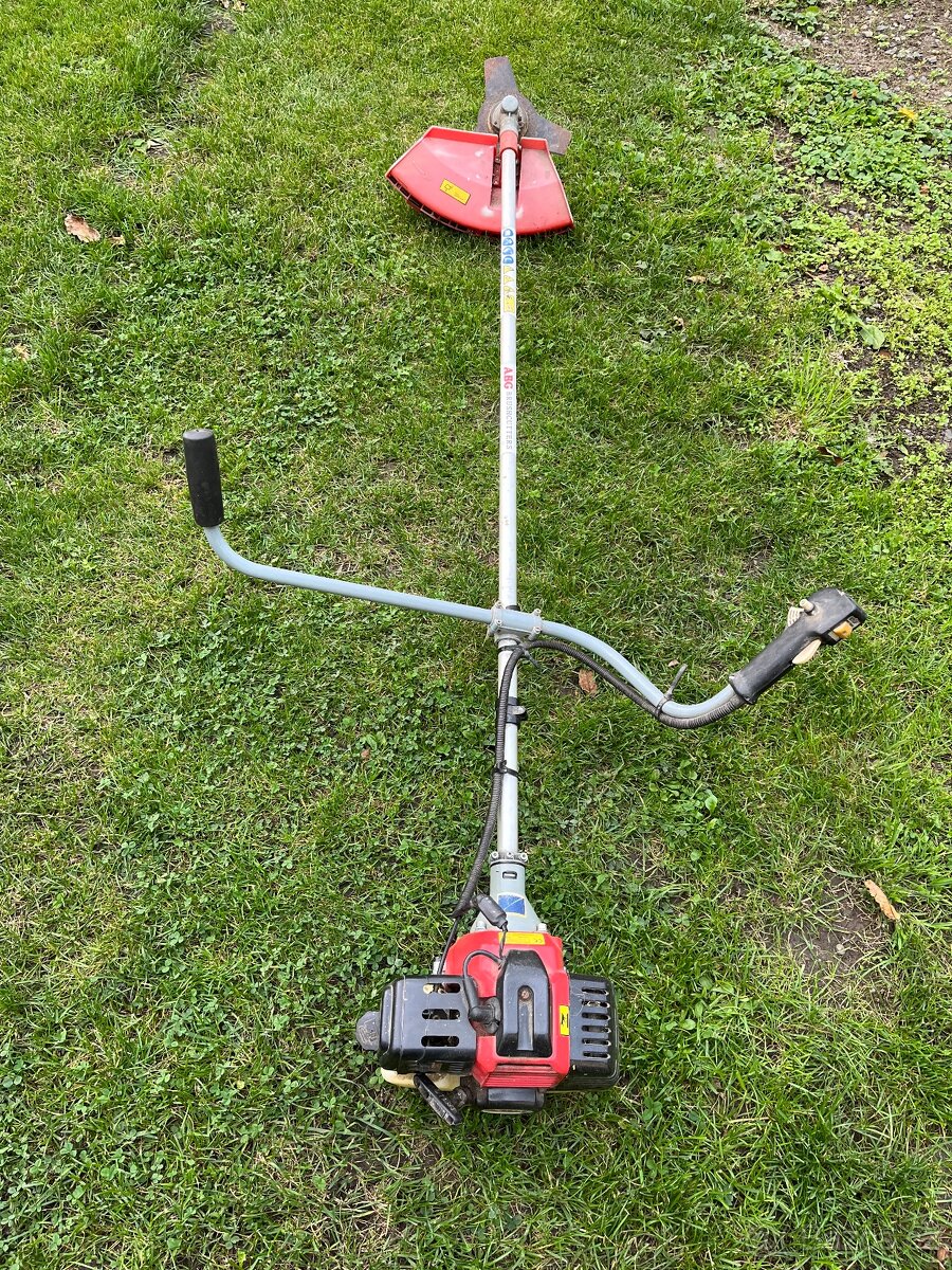 ABG křovinořez a strunovka