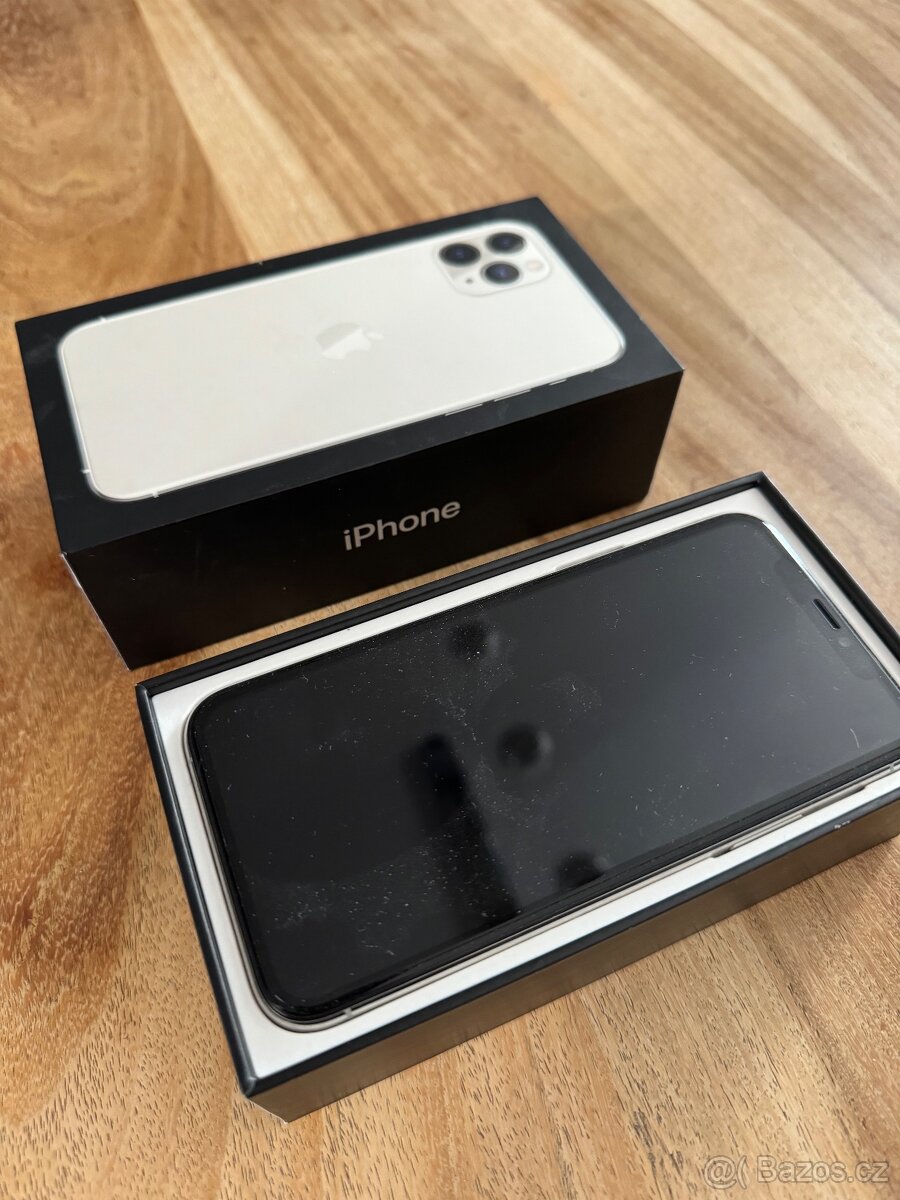 iPhone 11 Pro 256GB- nová originální Apple baterie + Spigen