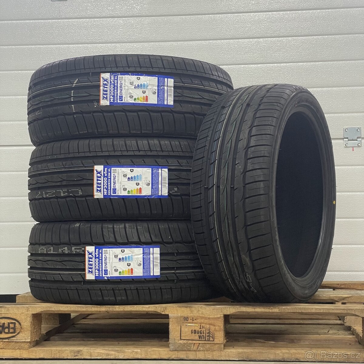 NOVÉ Letní pneu 225/40 R19 93W Zeetex