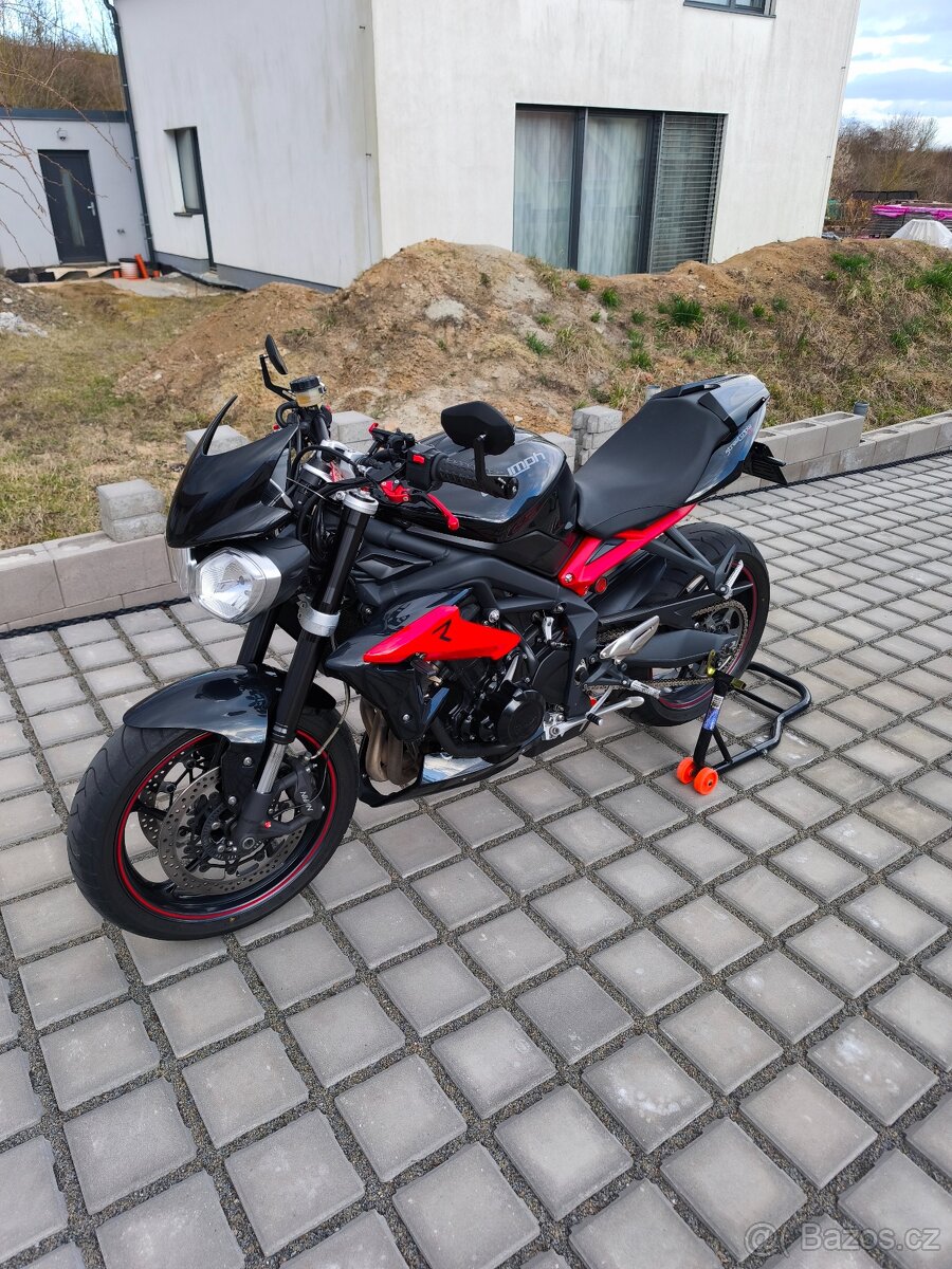 Triumph street triple 675R