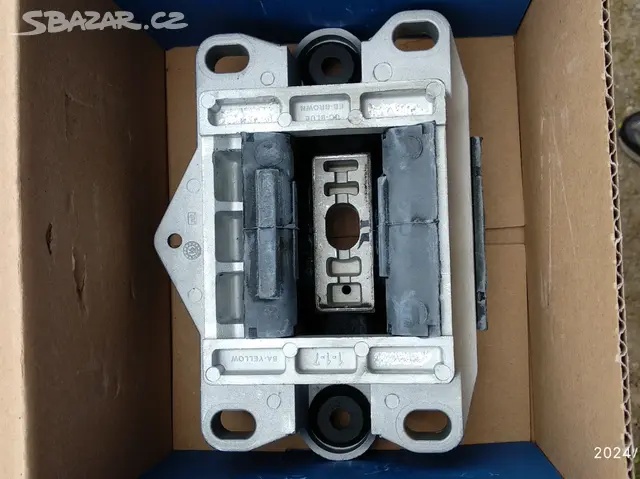 uložení motoru Mondeo mk3