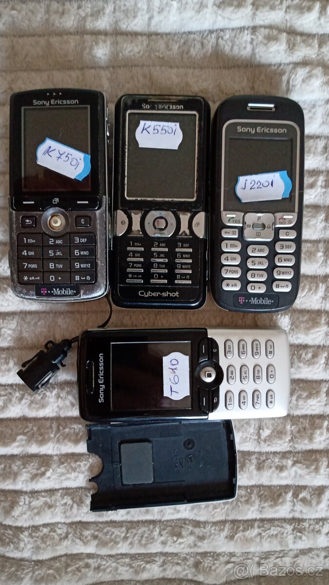 ,Sony Ericsson 4 ks
