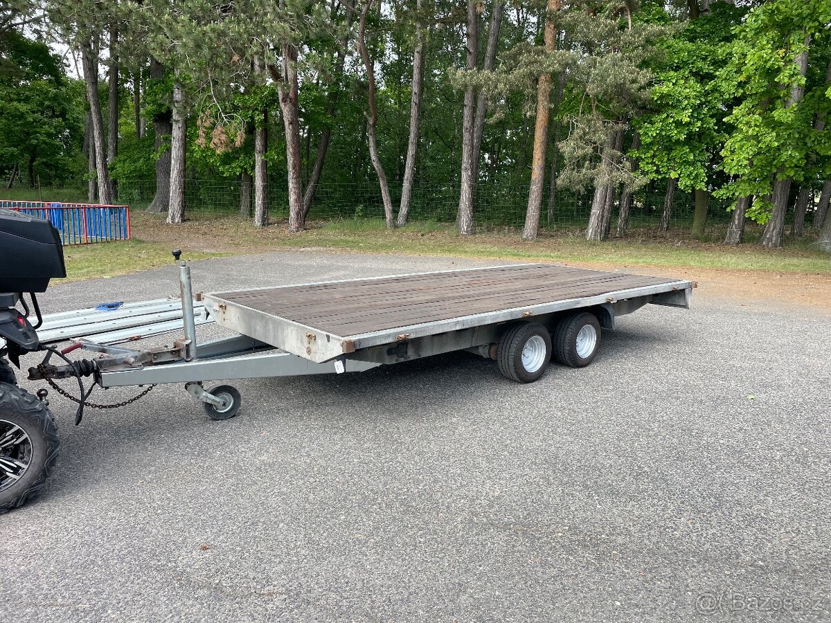 ✅ Bržděný přívěs - plato + bočnice Humbaur 2000 kg, 185x400