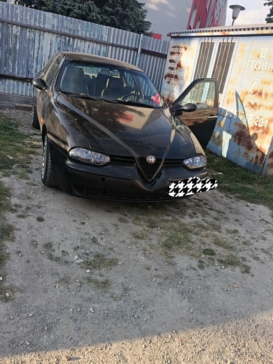 Alfa Romeo 156 na náhradní dily