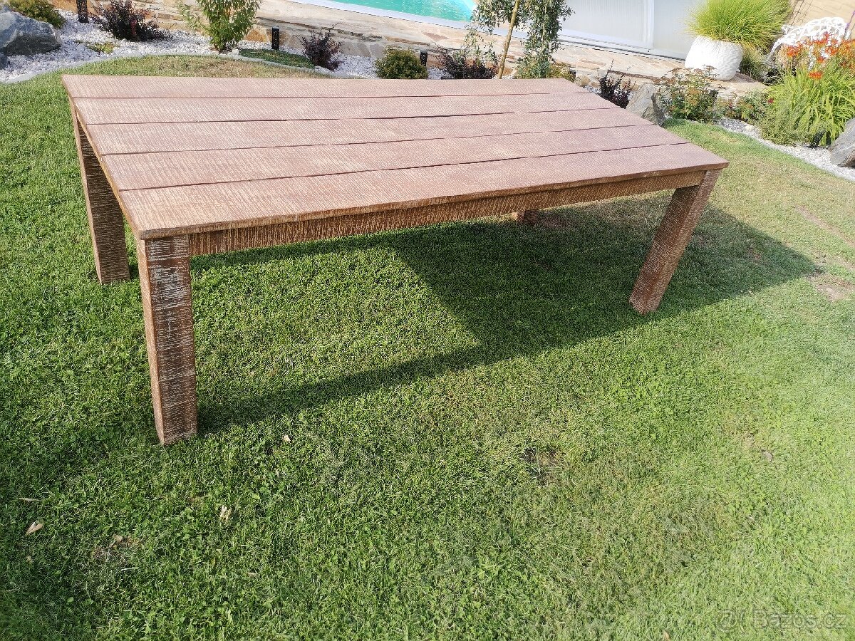 Stůl 220×100×77cm