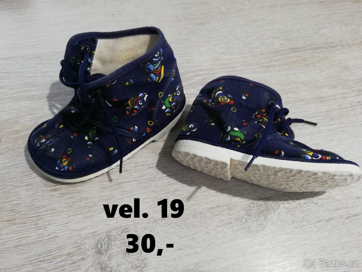 Bačkůrky, boty do vody, boty k vodě, nazouváky, tenisky