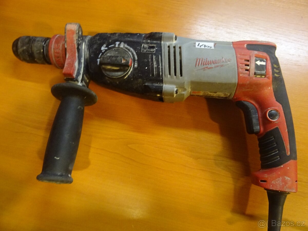 Kombinované kladivo ( vrtačka ) Milwaukee PH 28 X