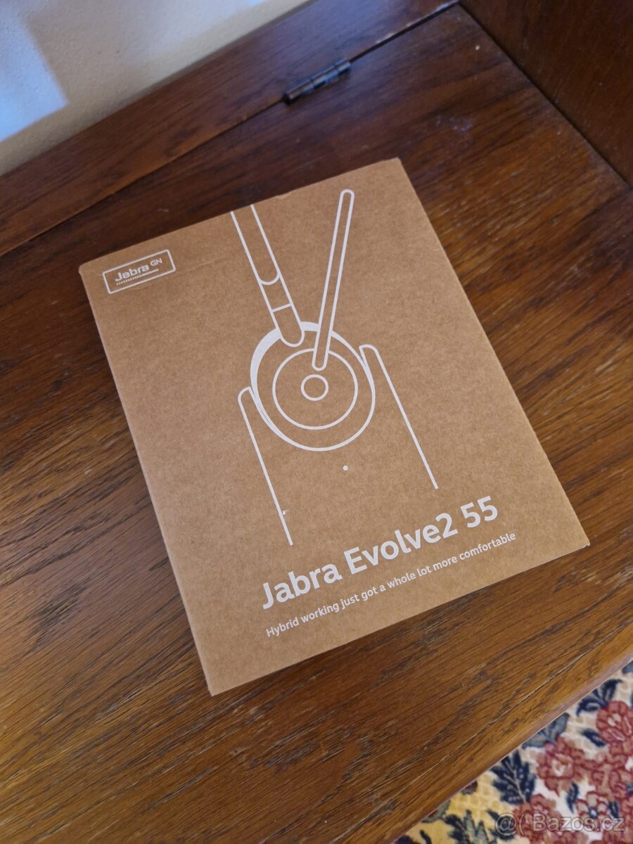 Jabra Evolve2 55 s dokovací nabíječkou