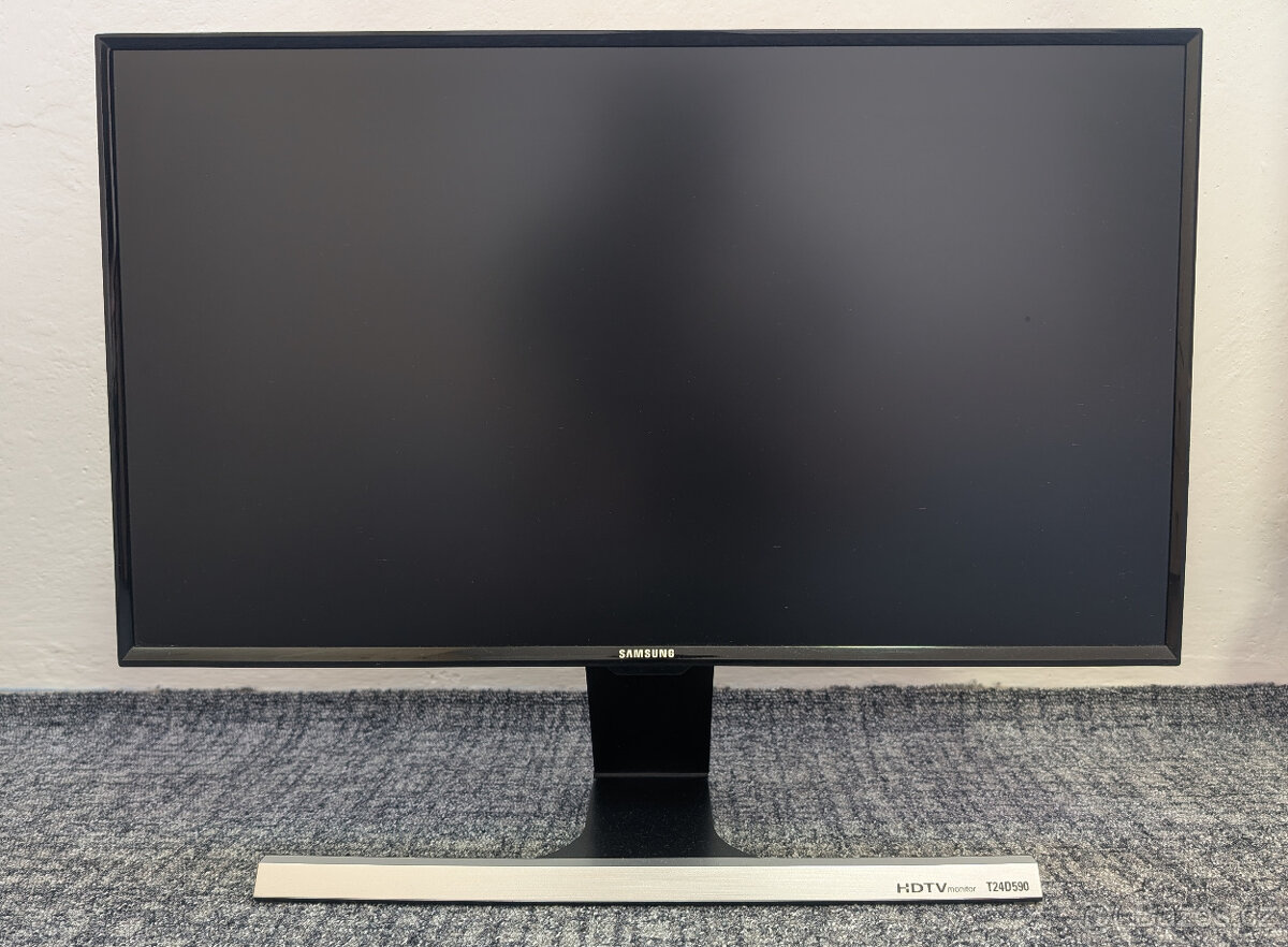 Samsung FullHD 1920x1080 60 Hz 24 palců