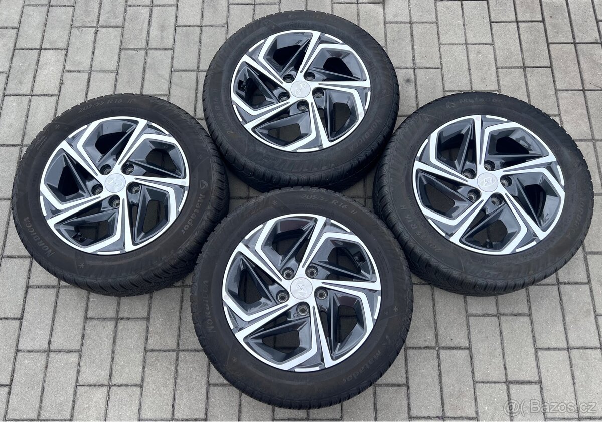 Hyundai i30 - 16" alu +zimní 205/55 R16 Matador 8mm