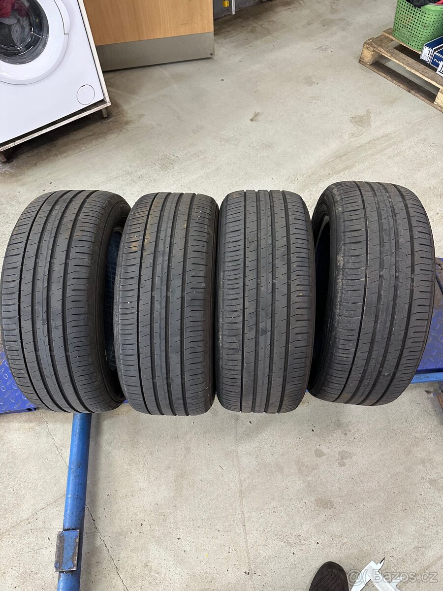 Pneu 215/55 r16