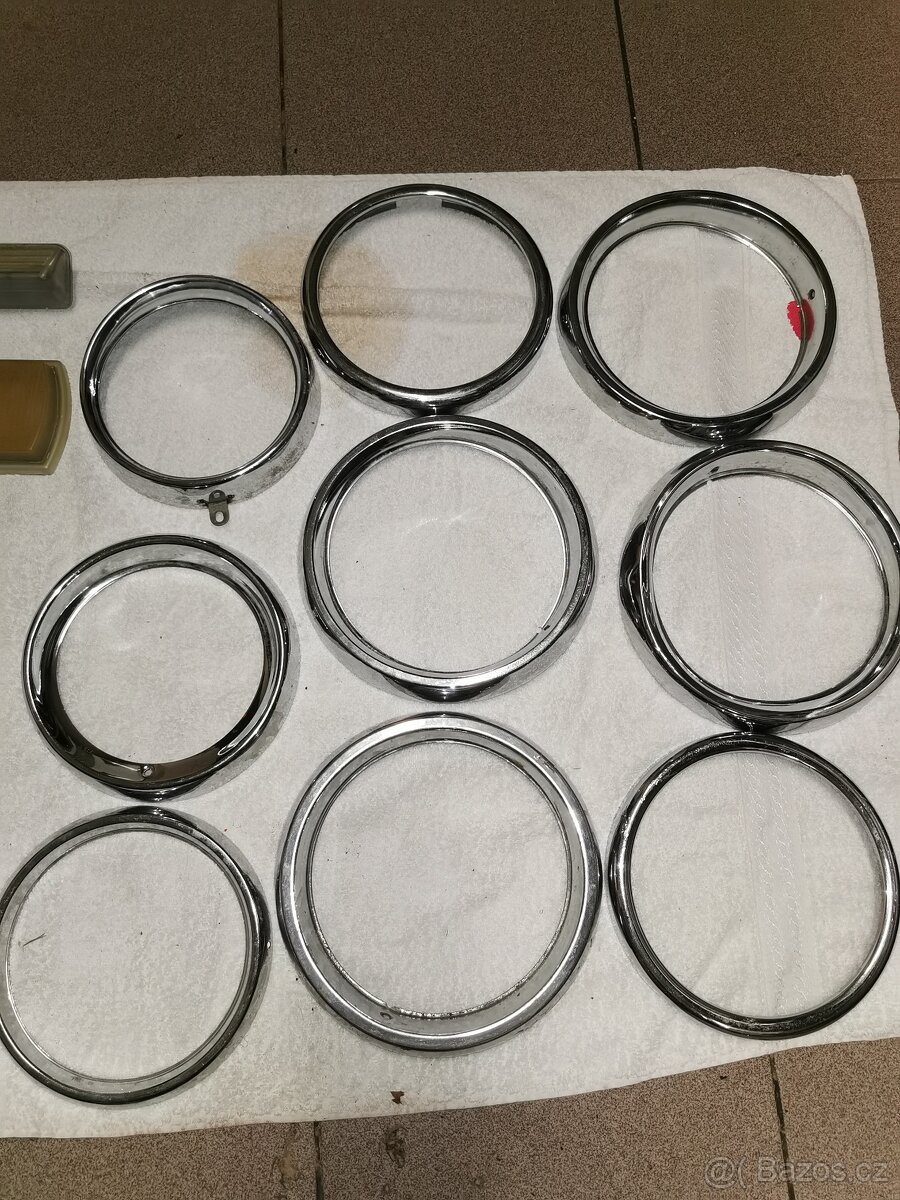 Škoda 100/110 r /1000/ jawa/ tatra - chromové rámečky