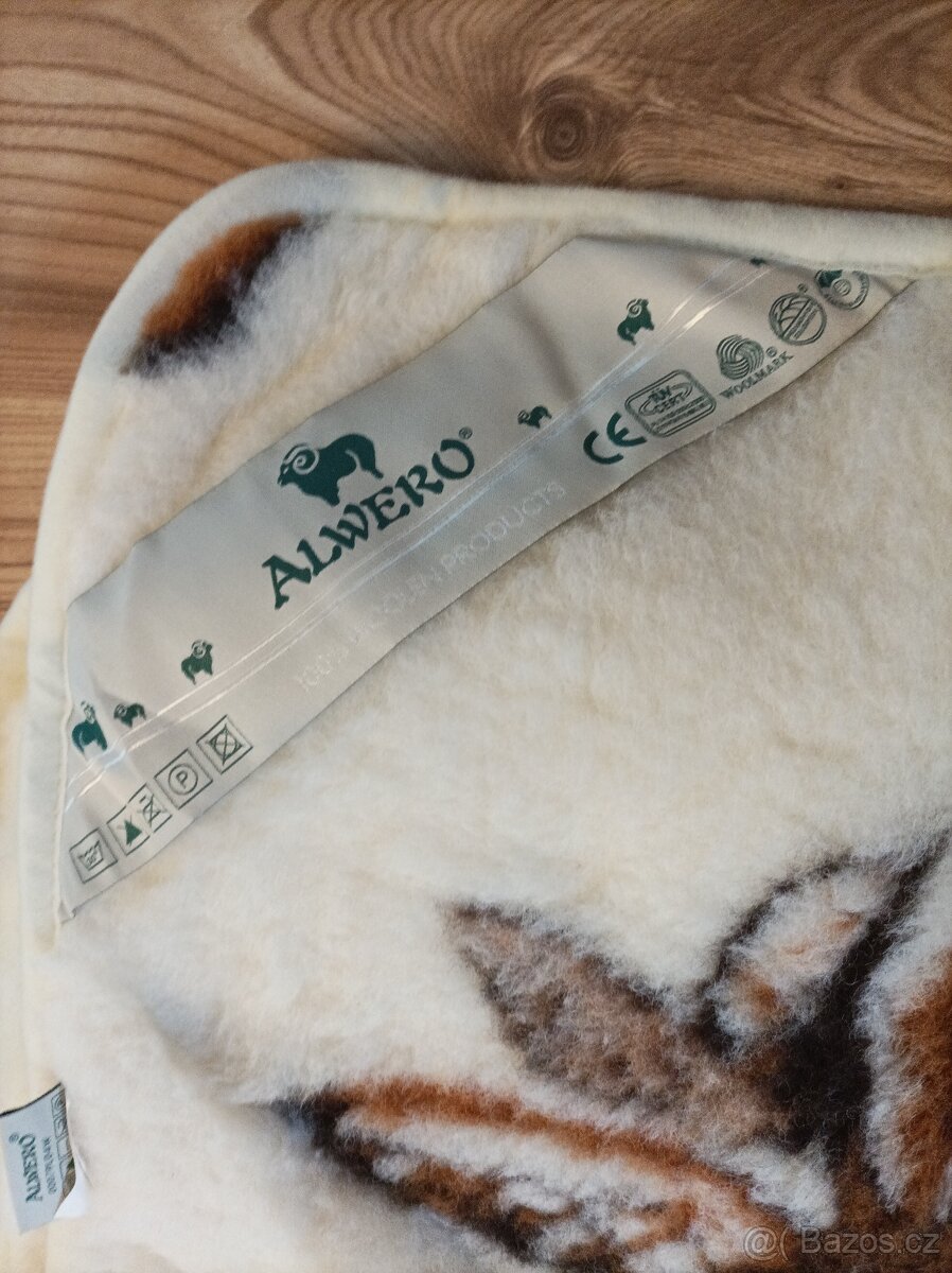 Merino Alwero deky z ovčí vlny