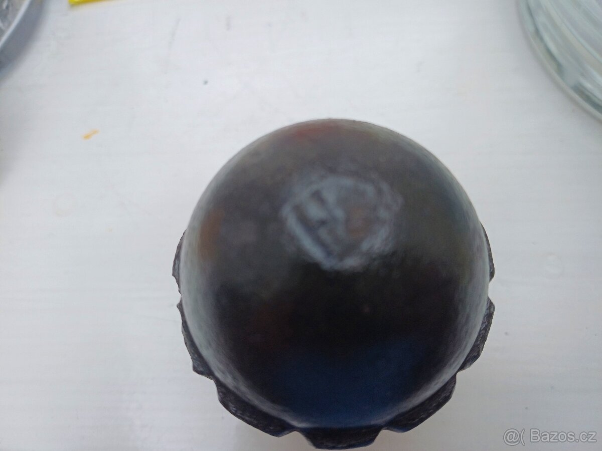 NĚMECKÝ GRANÁT M 17