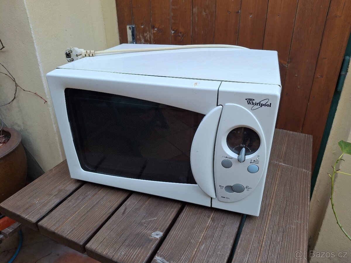 Mikrovlnná trouba Whirlpool