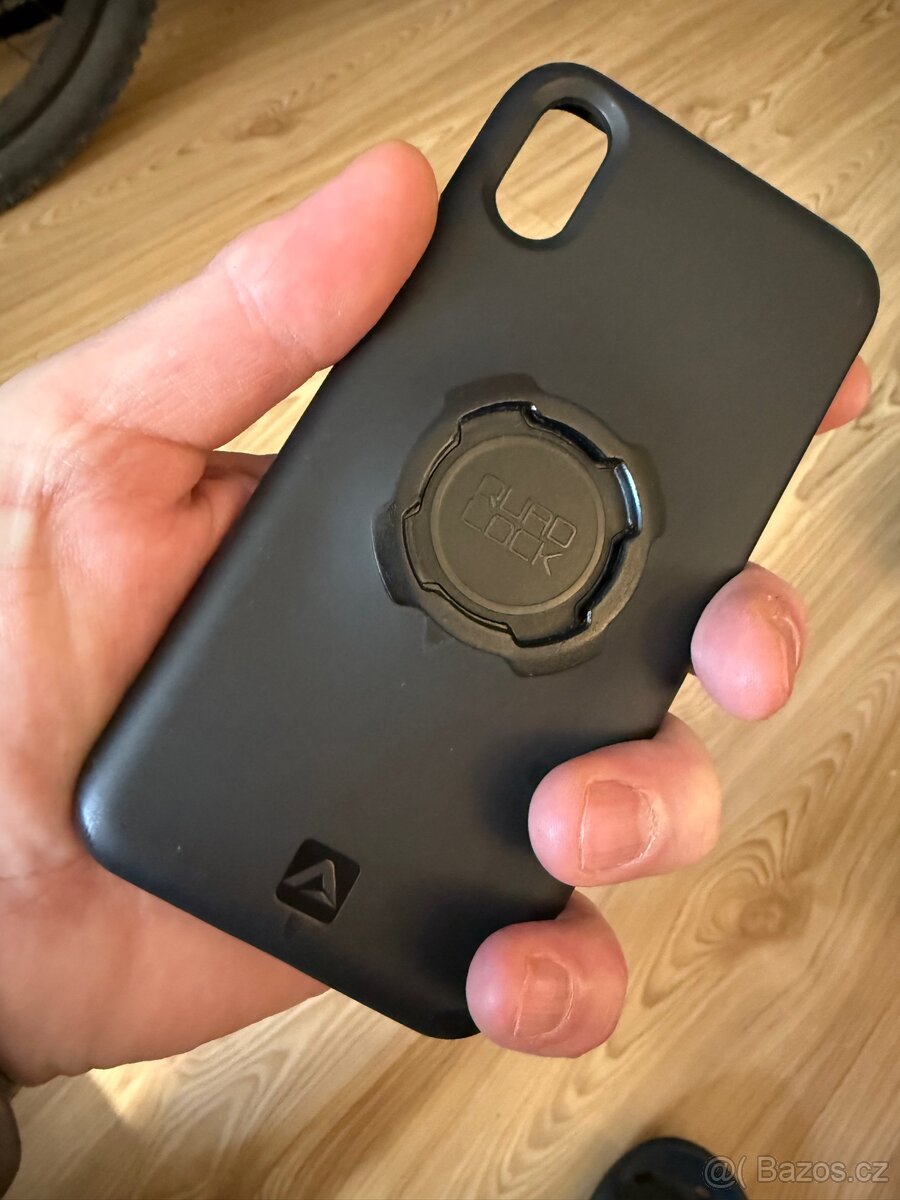 Pouzdro Quadlock pro IPhone X