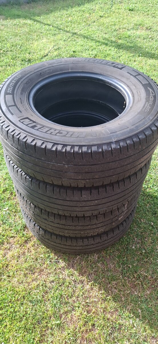 Michelin agilis camping 225/75 R16 C