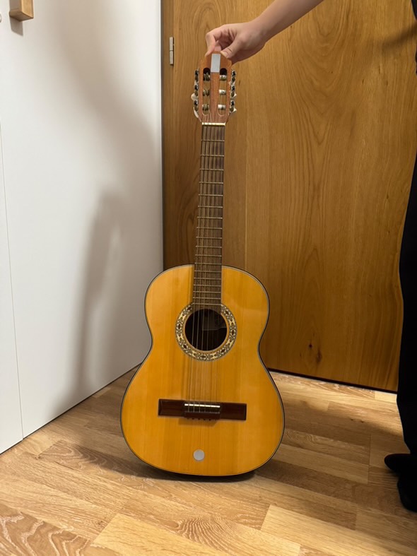 Klasická kytara Strunal ½ – vyrobená v ČR (Luby)