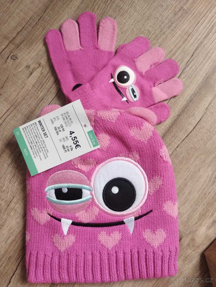 Nový set čepice a rukavice