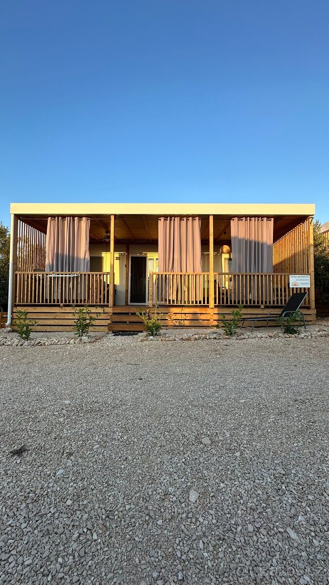 Na prodej 2 plně vybavené mobilní domky u moře – Chorvatsko