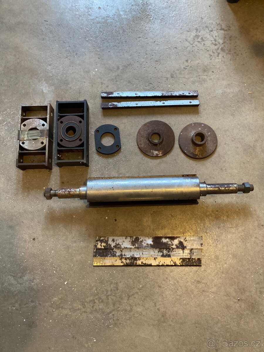 Nožový hoblovací válec