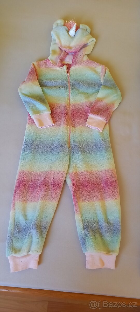 Dětské teplé pyžamo overal, vel . 110