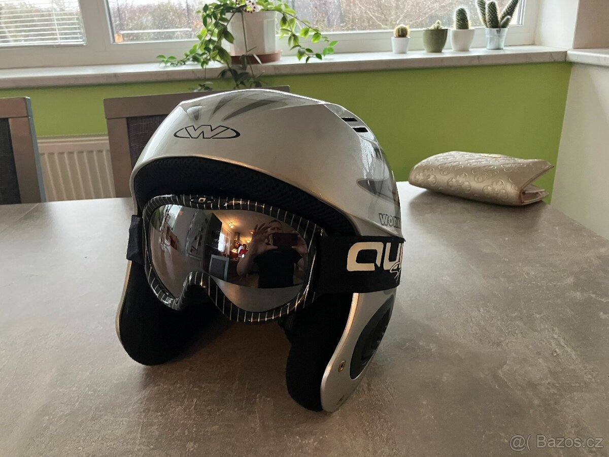 Dětská lyžařská helma