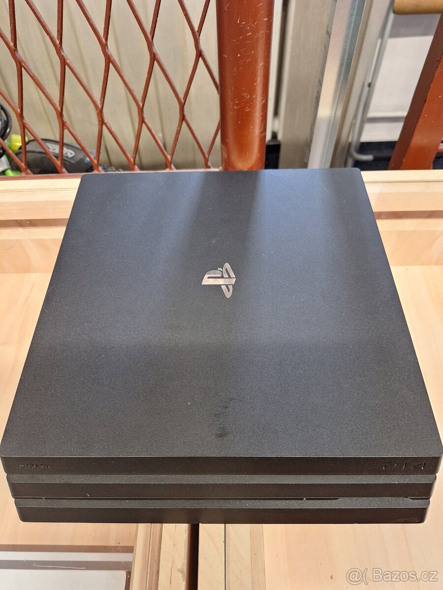 Sony PlayStation 4 Pro 1TB