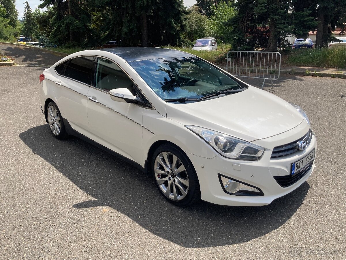 Hyundai i40 sedan Experience 1.7CRDi 100kW AUTOMAT ČR STK