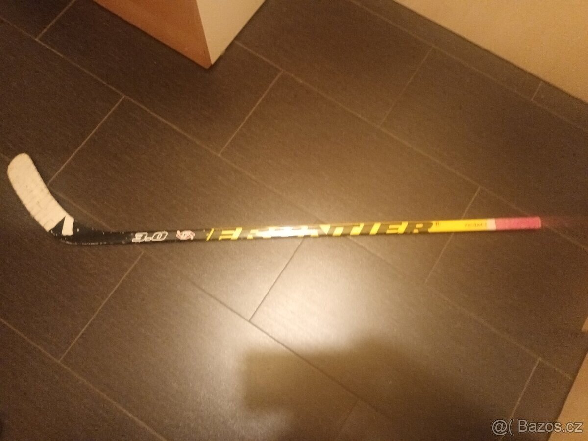 Detskou hokejku Frontier