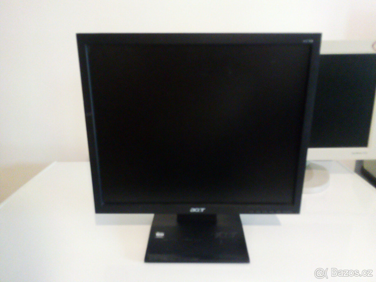 monitor Acer 17"