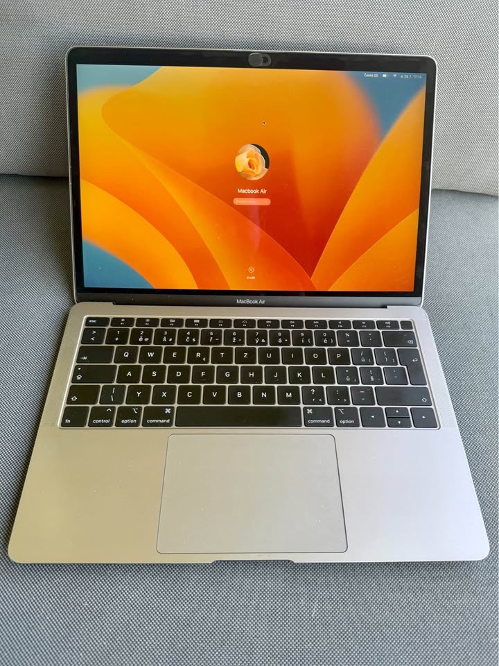 MacBook Air (2019), 8GB, 512GB, NOVÁ BATERIE
