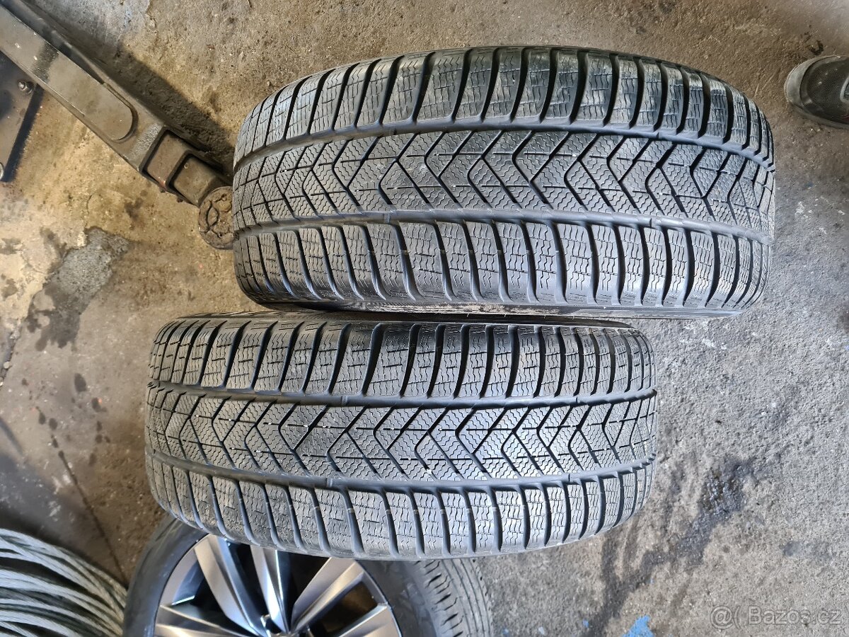 245/45/18