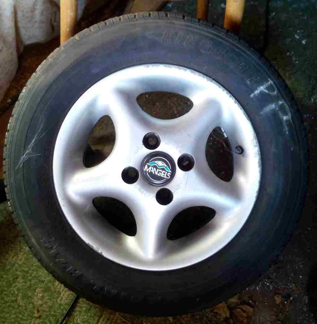 ALU disky MANGELS 4x100 5,5Jx13 ET40 + letní KINGSTAR Firest