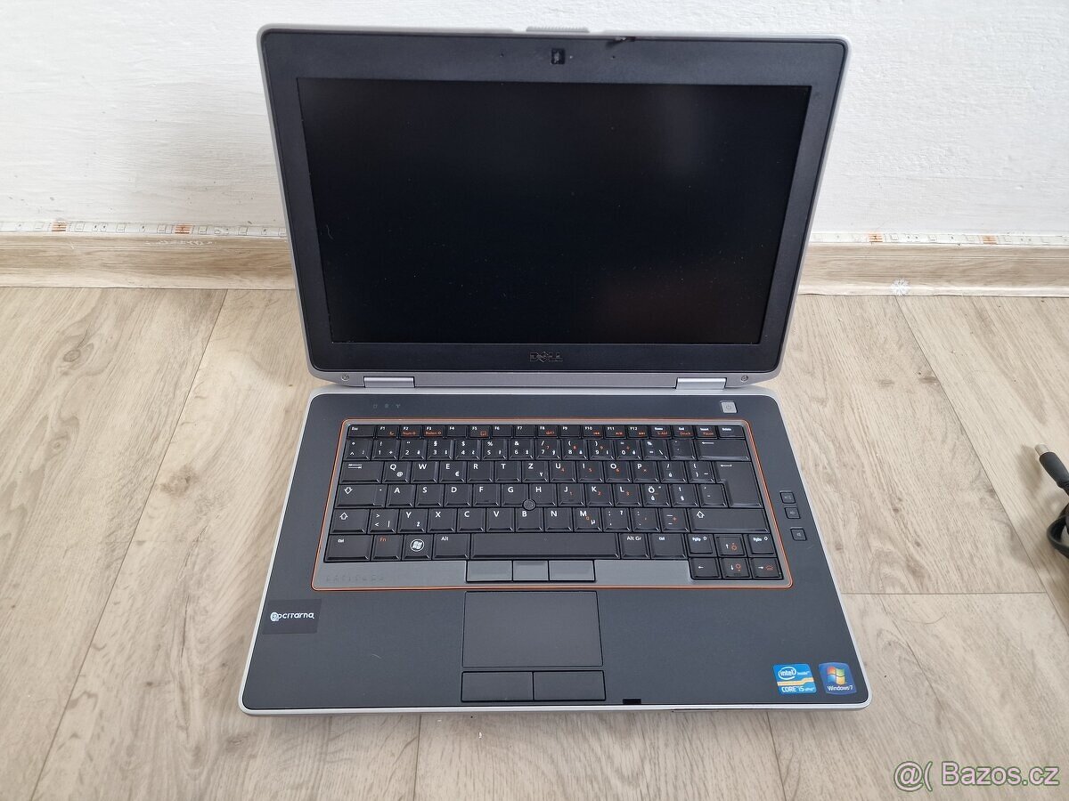 Dell latitude E6420 s podsvícenou klávesnici na filmy inter
