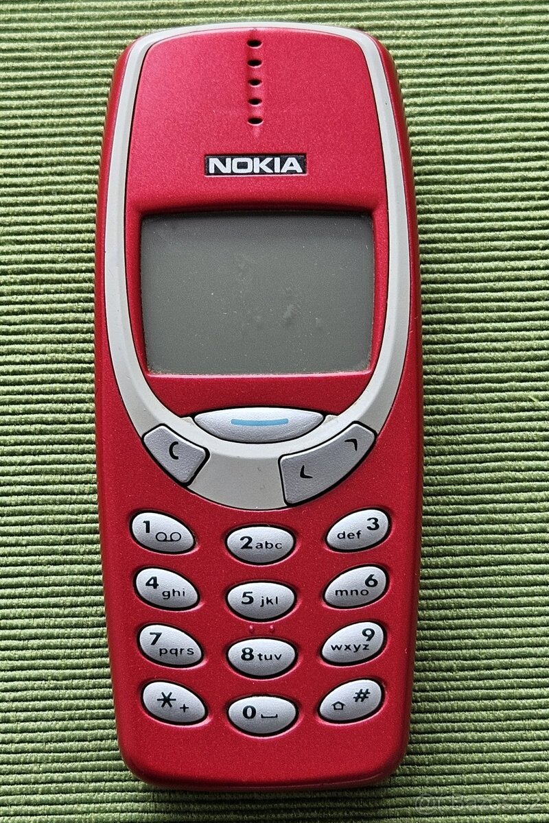 Prodám mobilní telefon NOKIA 3310 red