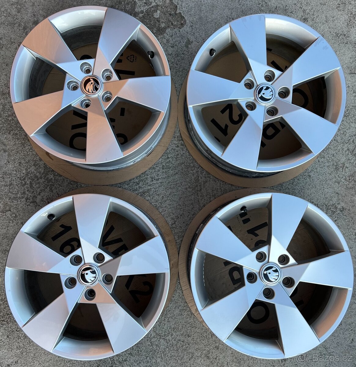 Originální kola Škoda Octavia 3, 7Jx17 ET49
