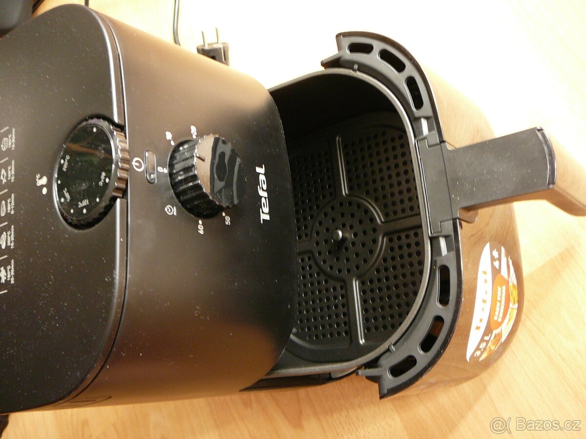 horkovzdušná fritéza Tefal nová