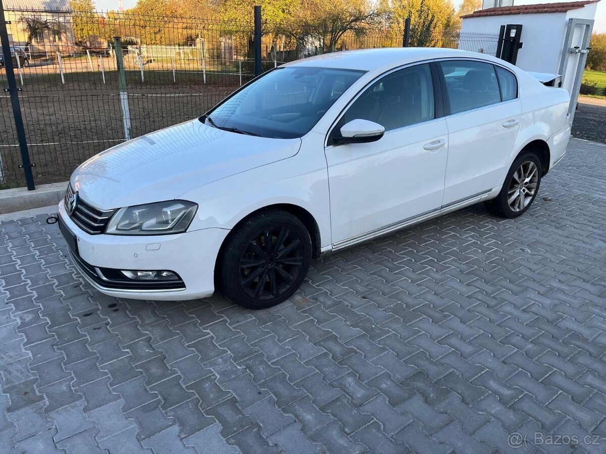 Volkswagen Passat B7,CFF,LF9E