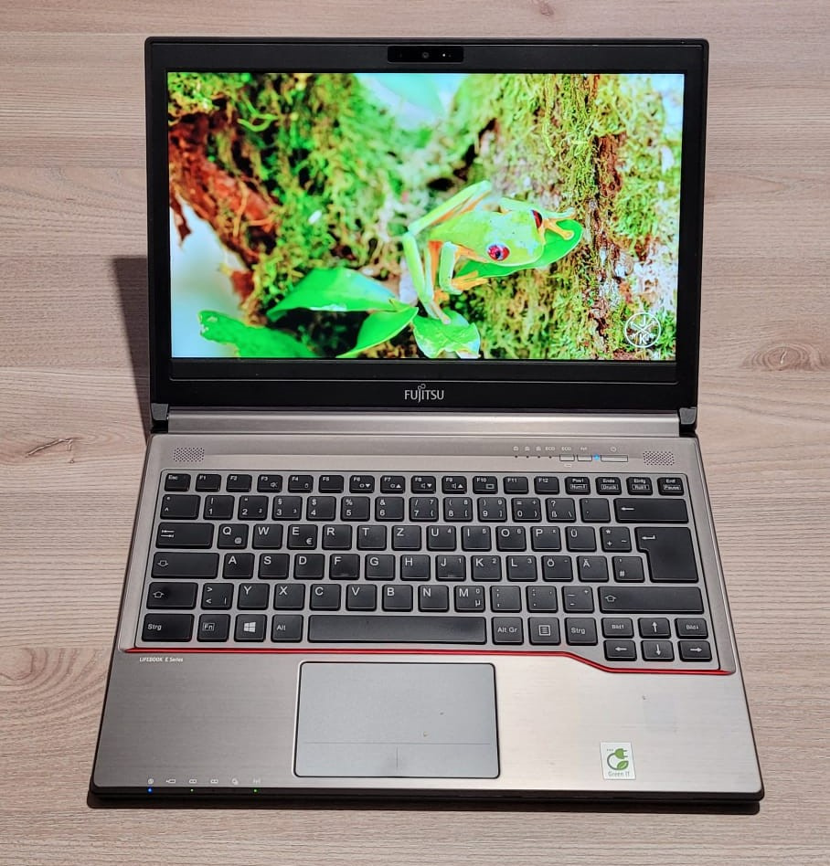 Fujitsu, i7-6600U 2/4x 3,40GHz, 12GB DDR4, 256GB SSD, bat.3h