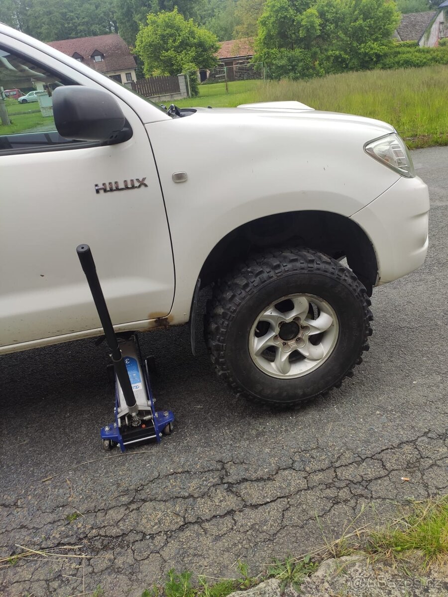 Offroad pneu 265/70/16 na elektronech