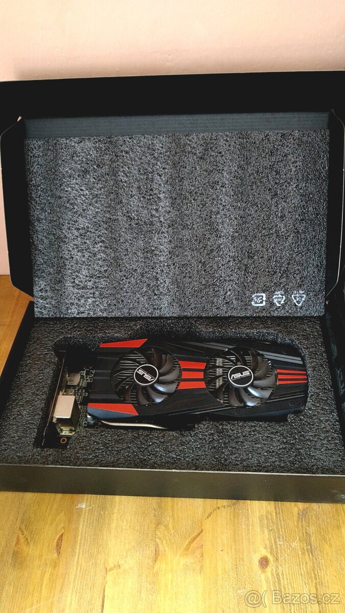Grafická karta ASUS R9 270X DirectCU II TOP 2GB