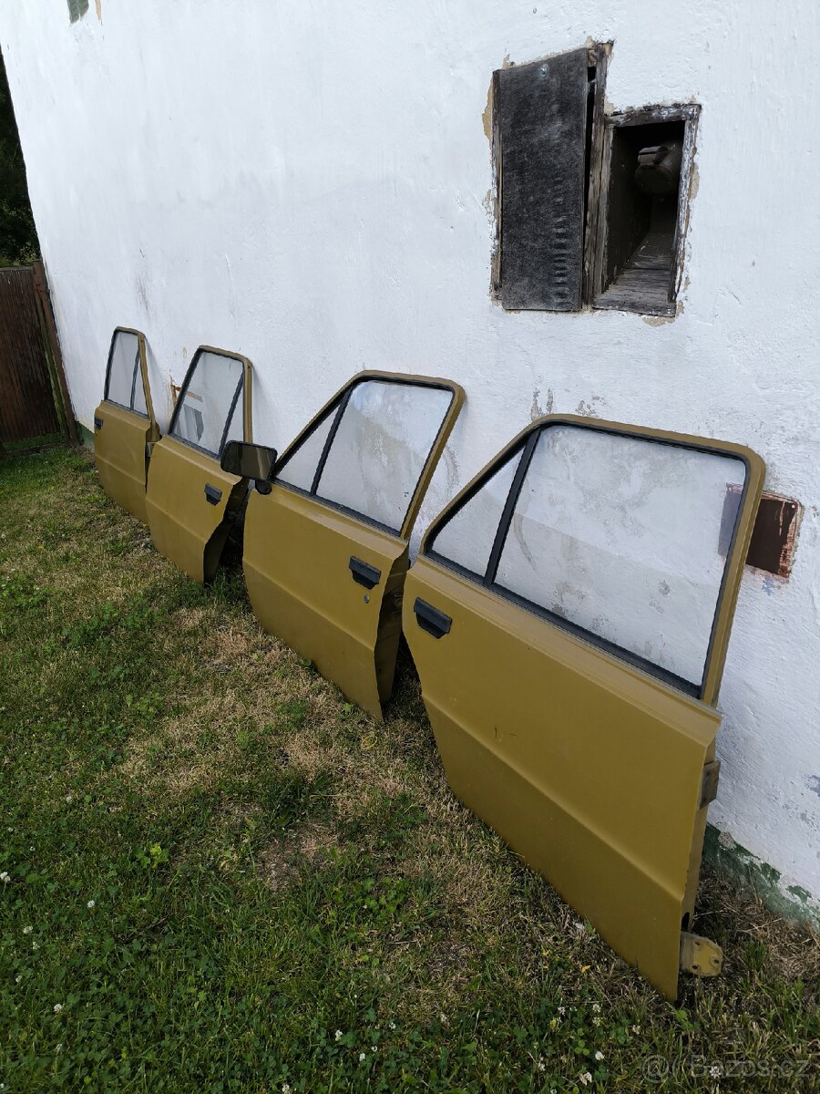 Dveře Škoda 105,120,130