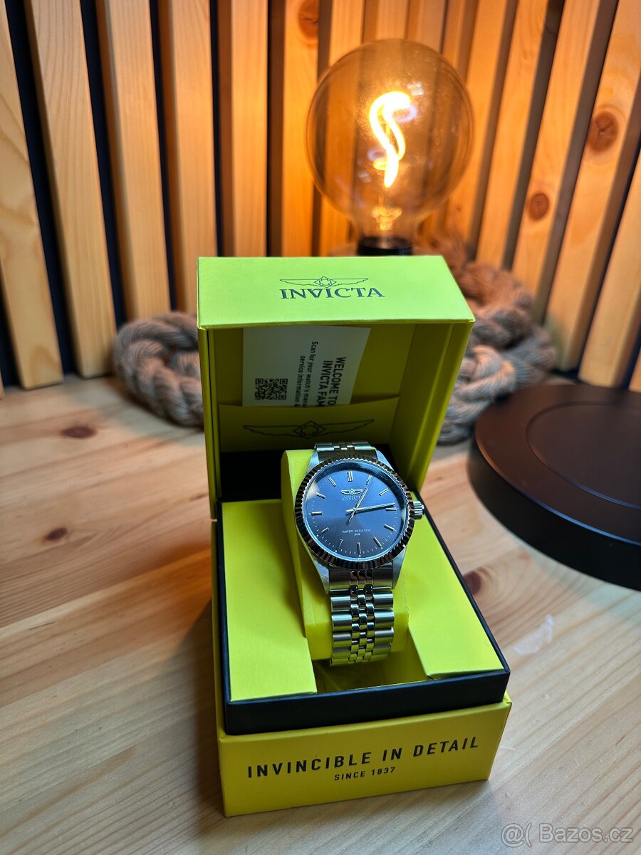 Invicta Specialty Quartz 29372