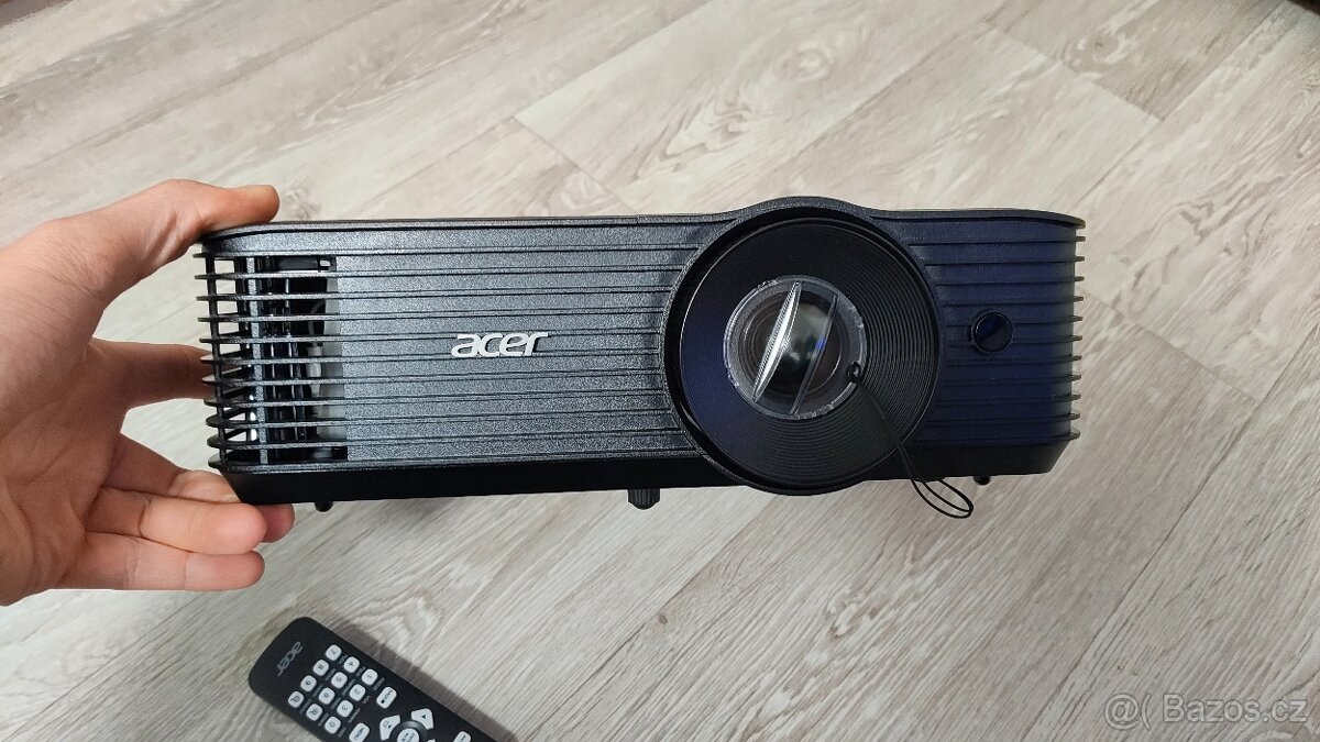 Prodám projektor Acer X1328