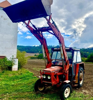 Zetor 5011 s nakladačem