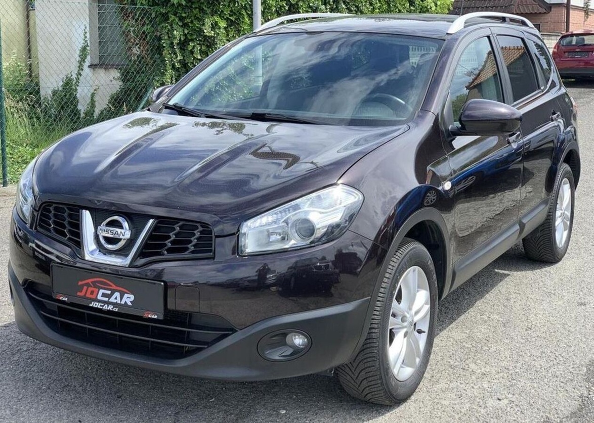 Nissan Qashqai +2 1.6i 16v 7MÍST ČR 1.MAJ. manuál 86 kw