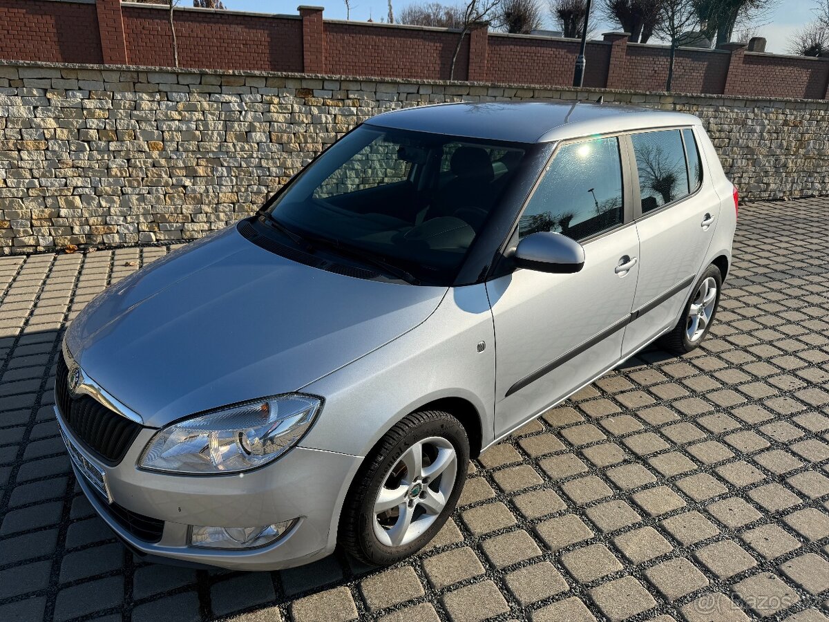 Nádherná ŠKODA FABIA FAMILY 63KW 2011 - TAŽNÉ ZAŘÍZENÍ
