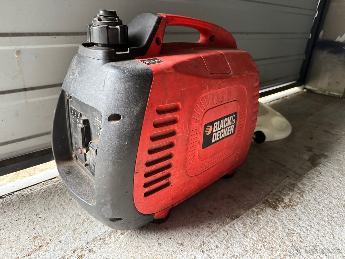 Invertorová elektrocentrála Black and Decker BD 2000