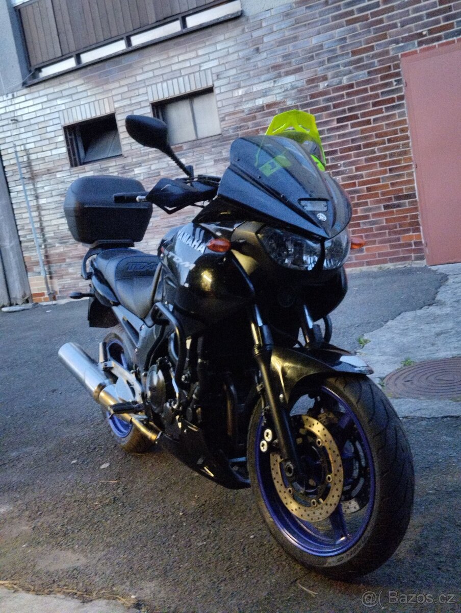 Yamaha tdm 900 r.v.2010....64 kw